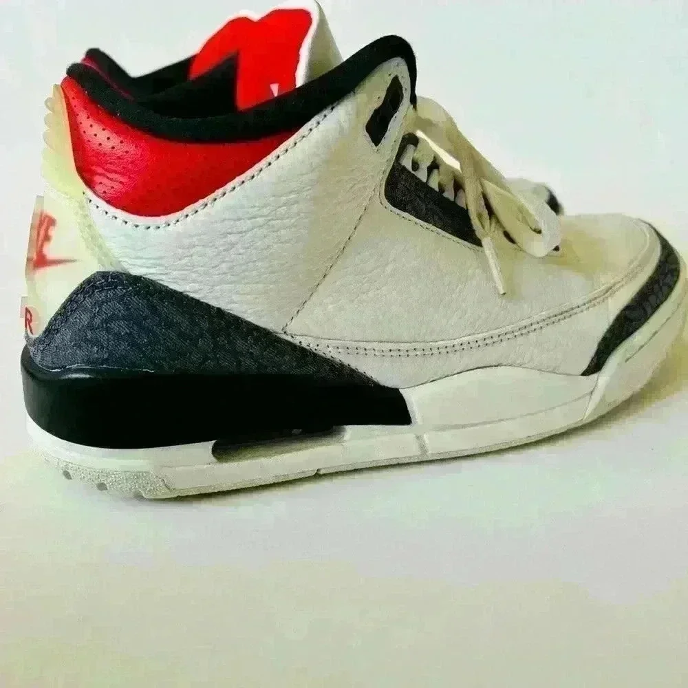 Air Jordan 3 SE Retro Denim Fire Red Sneakers